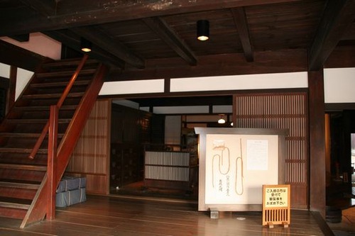 IMG_4899 玉屋内部 店の間