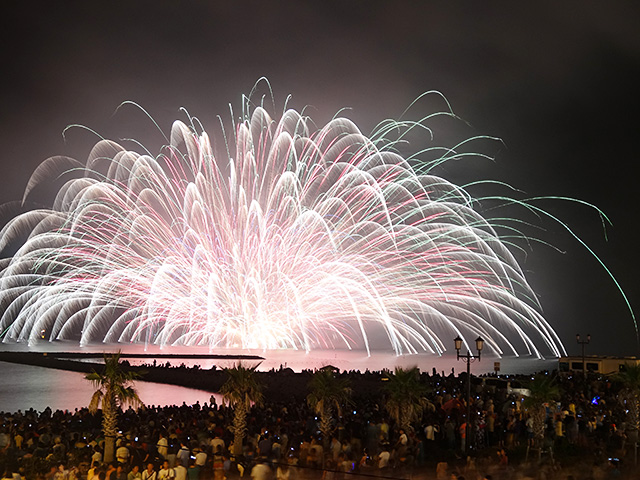 Tateyama Bay Fireworks Festival