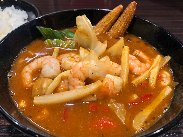 Tom Yum Goong Soup Curry with Double Stewed Shrimps