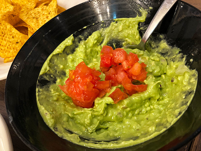 TABLESIDE GUACAMOLE