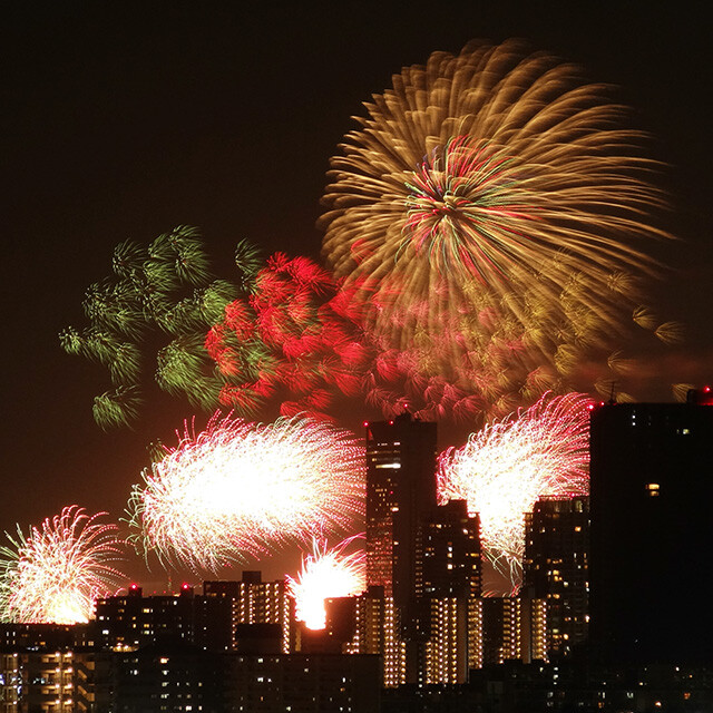 Makuhari Beach Hanabi Festa