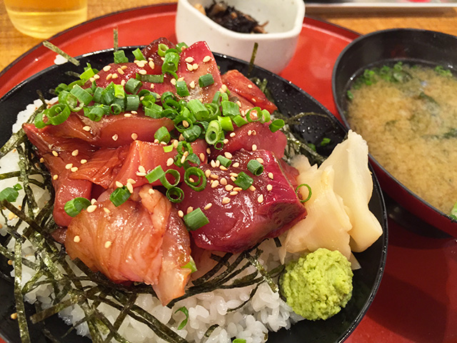 Seasoned Seafood Rice Bowl