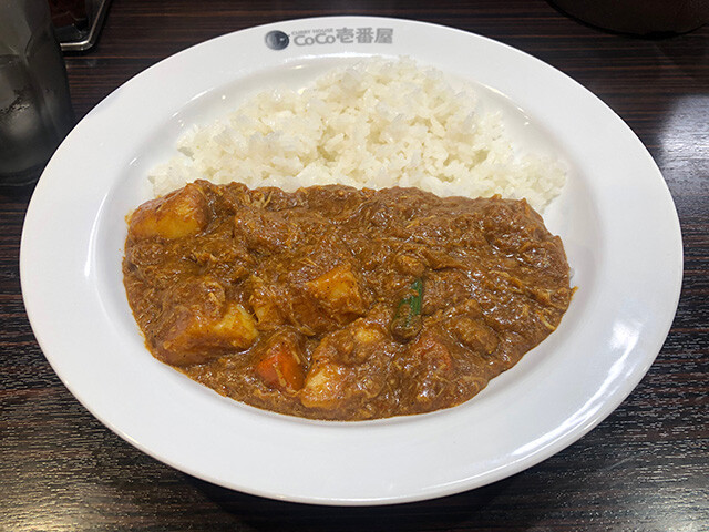 Beef Curry with Stewed Chicken and Vegetables