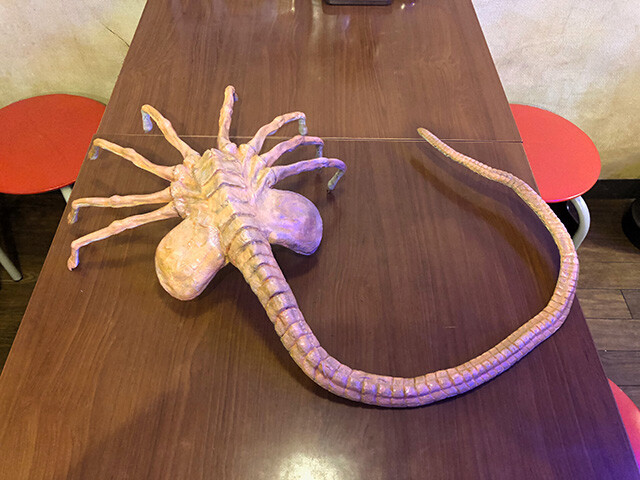 Facehugger
