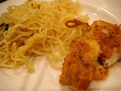 Fried Noodle and Fried Fish