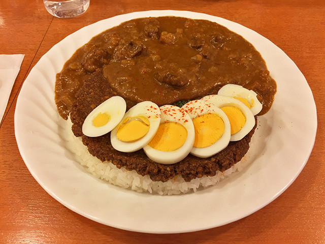 Paku-Mori Daikichi with Hard-Boiled Egg