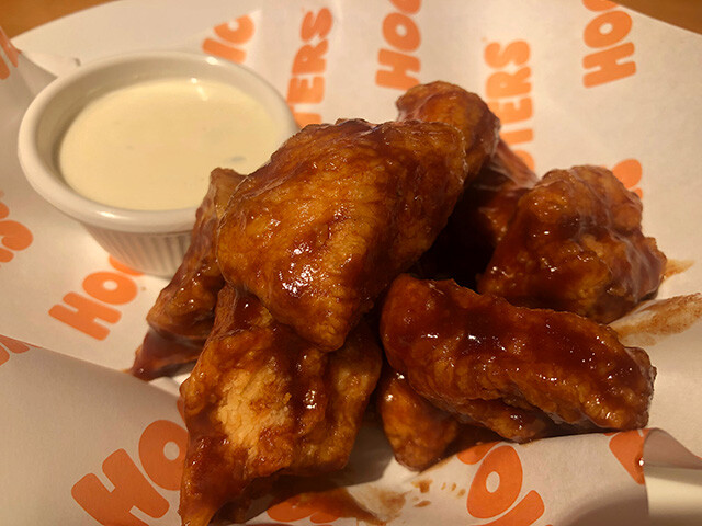 BONELESS WINGS
