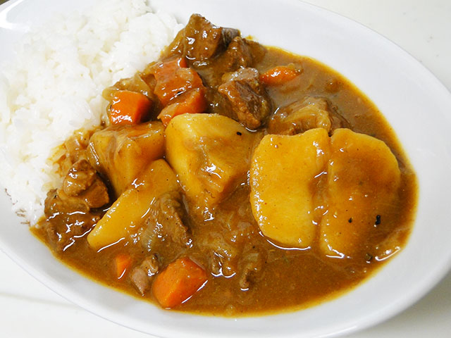 Homemade Cubic Beef Curry