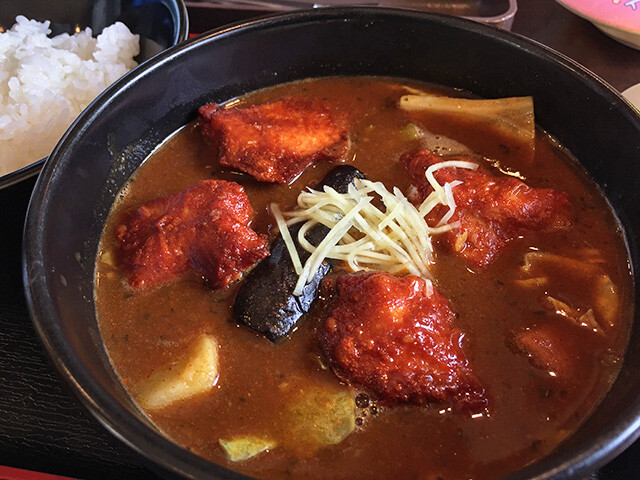 Vegetable Curry Soup with Tandoori-Flavored Chicken
