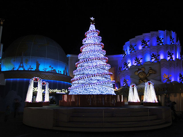 Christmas Tree at IKSPIARI