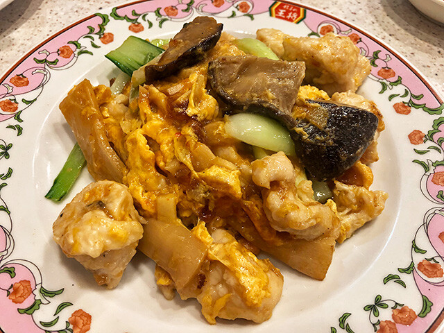 Stir-Fried Chicken Breast with Egg