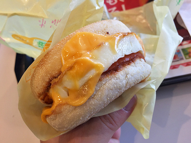 EGG McMUFFIN