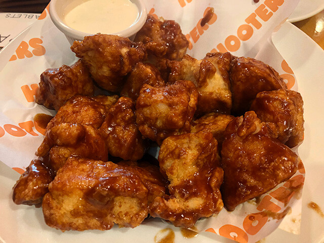 BONELESS WINGS