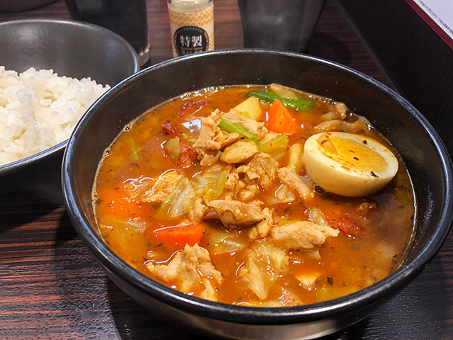 Roast Chicken Soup Curry with Stewed Chicken