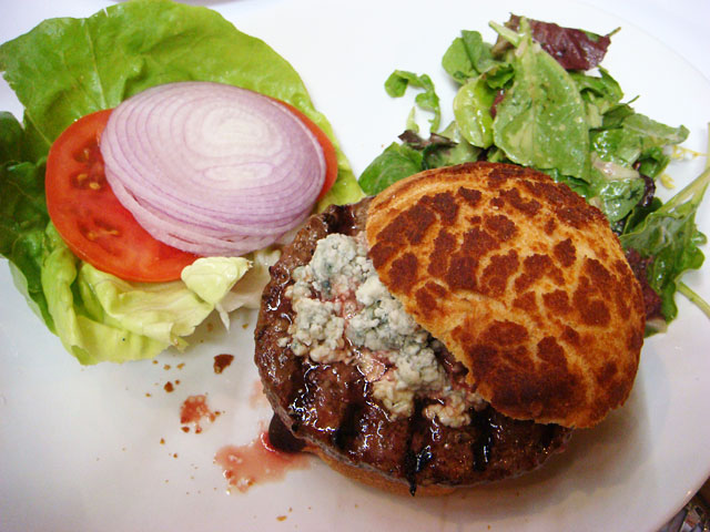 Hamburger with Blue Cheese