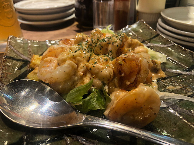 Fried Shrimp and Avocado with Mayonnaise