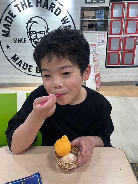 Kenshiro Eating Ice Cream