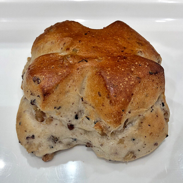 17-Grain Walnut Bread