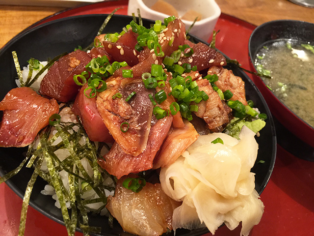 Seasoned Seafood Rice Bowl