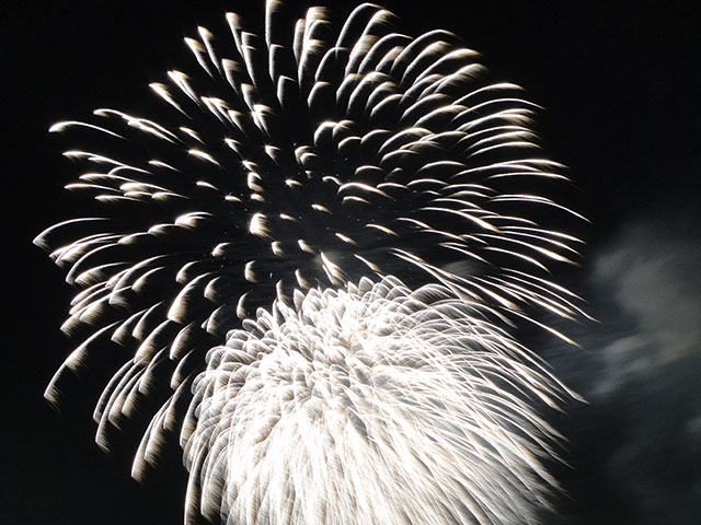 Tamagawa Fireworks Festival