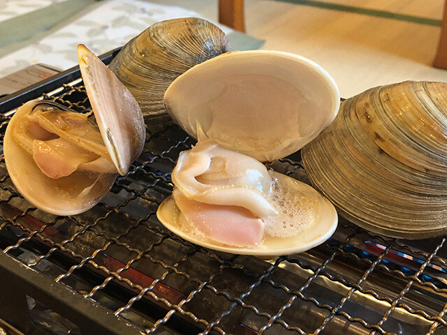 Broiled Clams