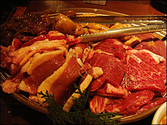 ����󥸥��