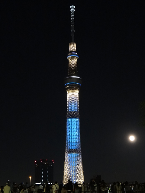 TOKYO SKY TREE with Superfullmoon