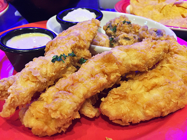 CHICKEN FINGERS with FRIDAYS MUSHROOMS