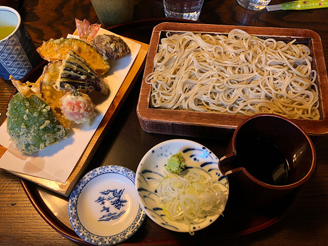 Soba with Assorted Tempura