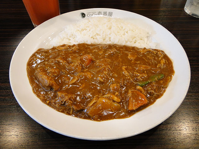 Half Order Beef Curry with Stewed Chicken and Vegetables