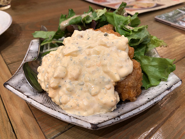 Fried Chicken with Vinegar and Tartar Sauce