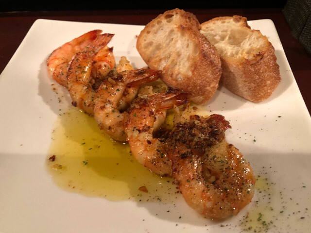 Shrimp Fried in Garlic Oil and Baguette
