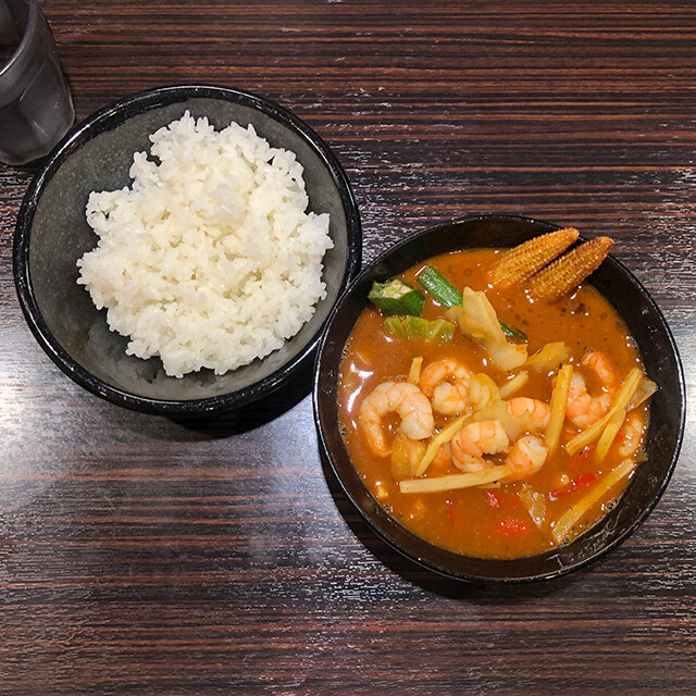 Tom Yum Goong Soup Curry with Double Stewed Shrimps
