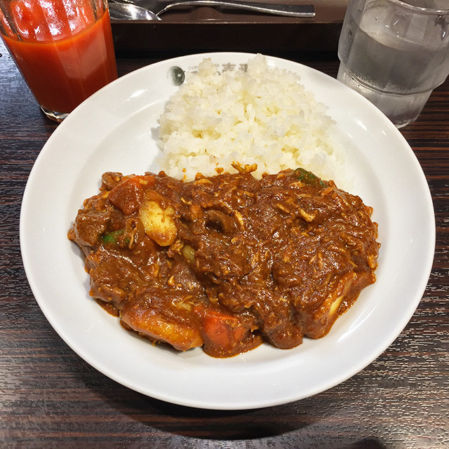 Half Order Beef Curry with Stewed Chicken and Vegetables