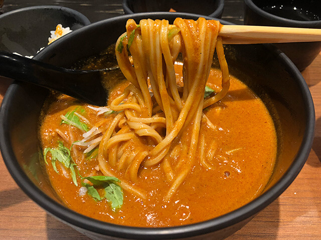 Tomato Curry Udon Noodles