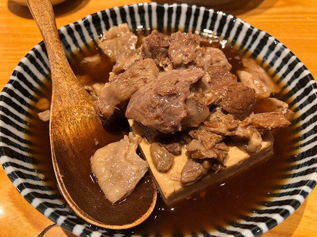 Beef and Tofu (Black)