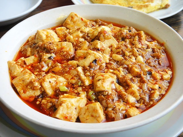 Tofu in Spicy Meat Sauce