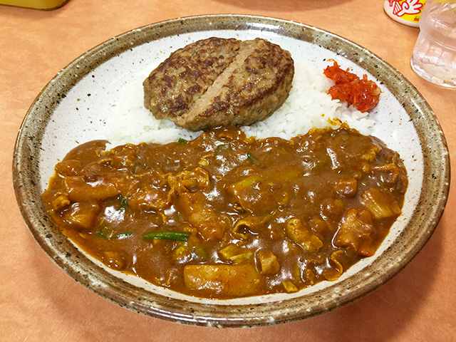 Pork and 3 Flavor Kimchi Curry with Hamburger