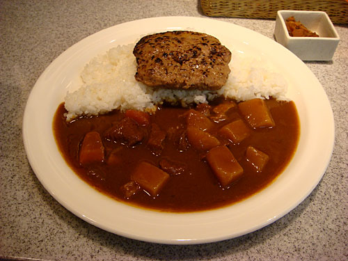 Beef Curry with Vegetables and Hamburger