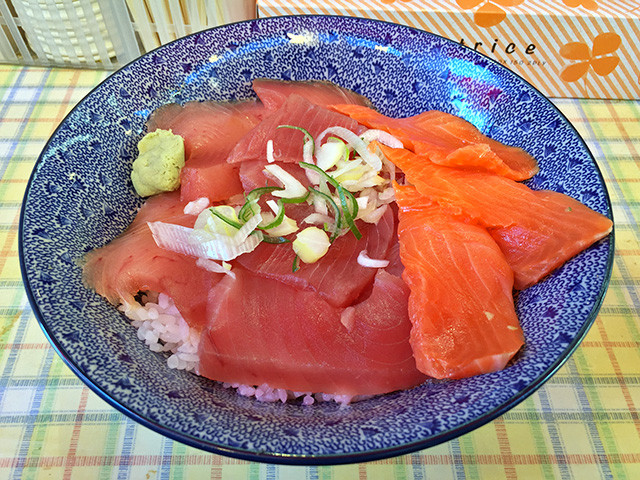 Red Tuna and Salmon Rice Bowl