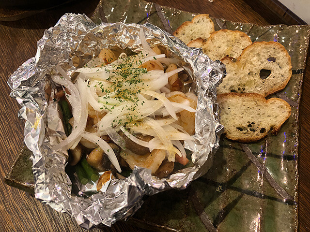 Garlic Shrimps with Baguette