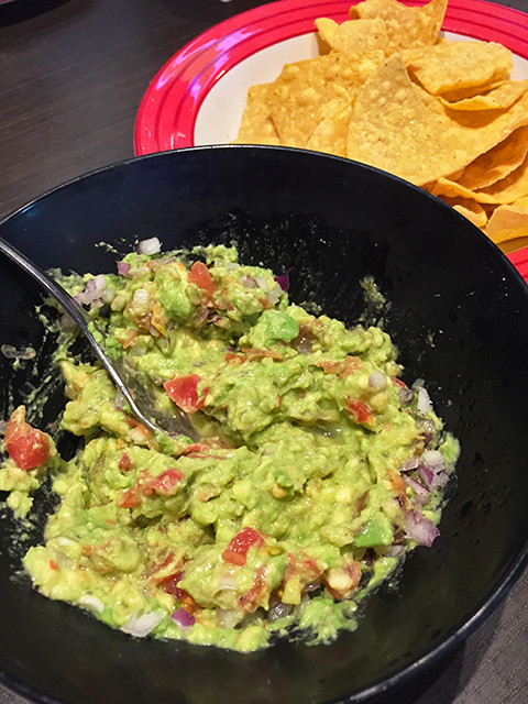 TABLESIDE GUACAMOLE