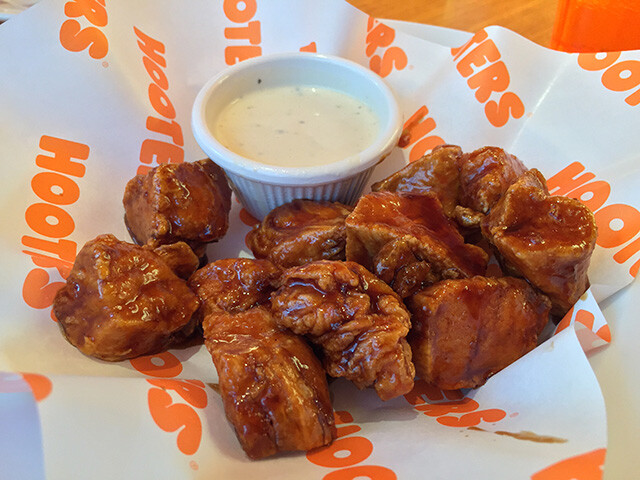 BONELESS WINGS