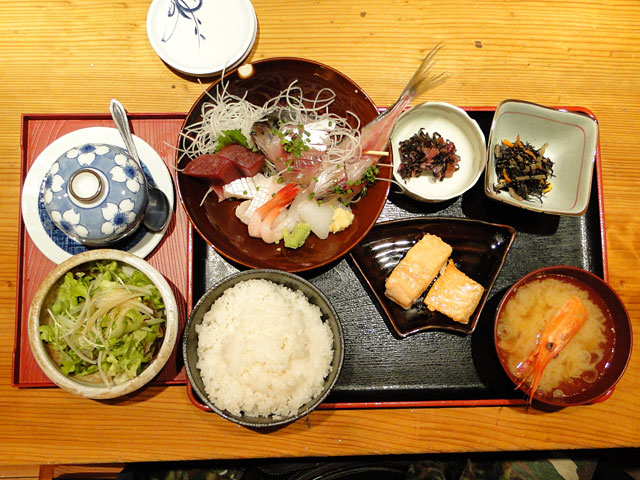 Assorted Sashimi Set