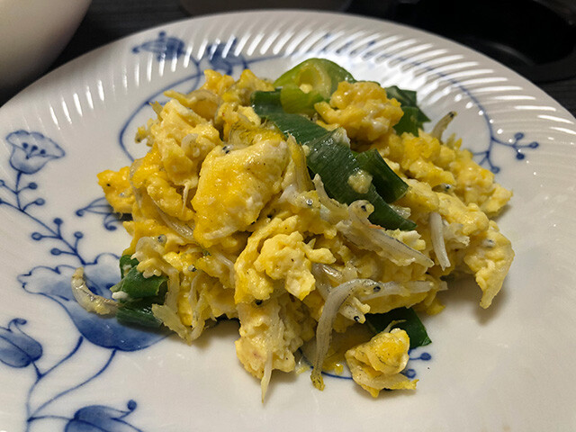 Scrambled Eggs with Whitebait