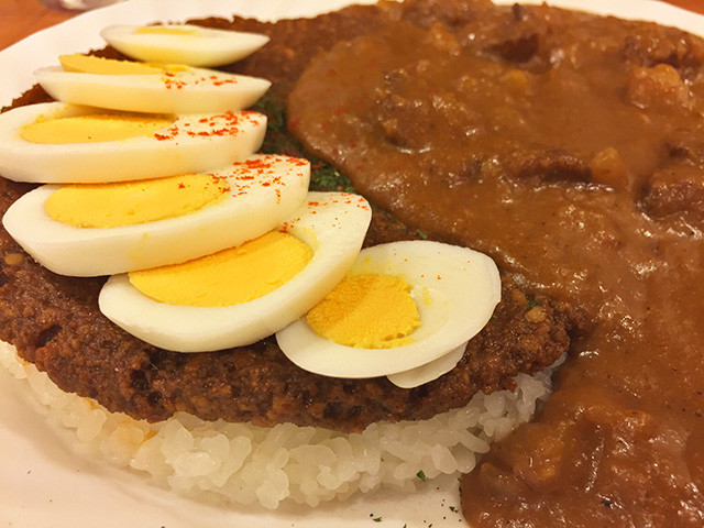 Paku-Mori Daikichi with Hard-Boiled Egg