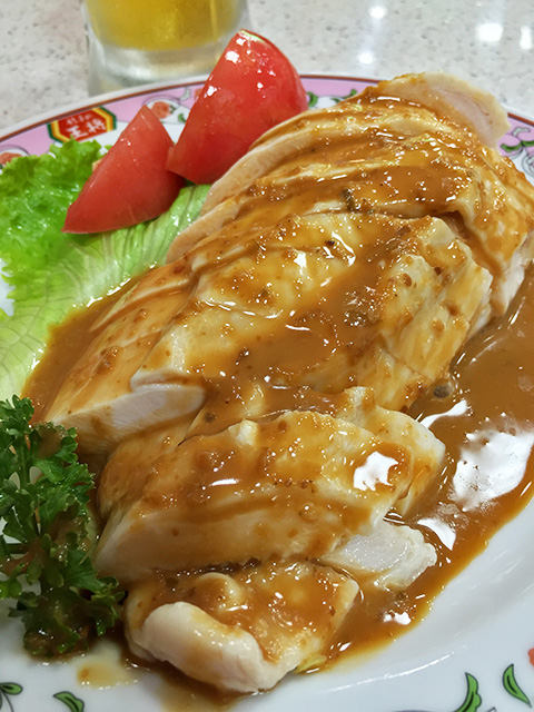 Steamed Chicken with Sesame Sauce