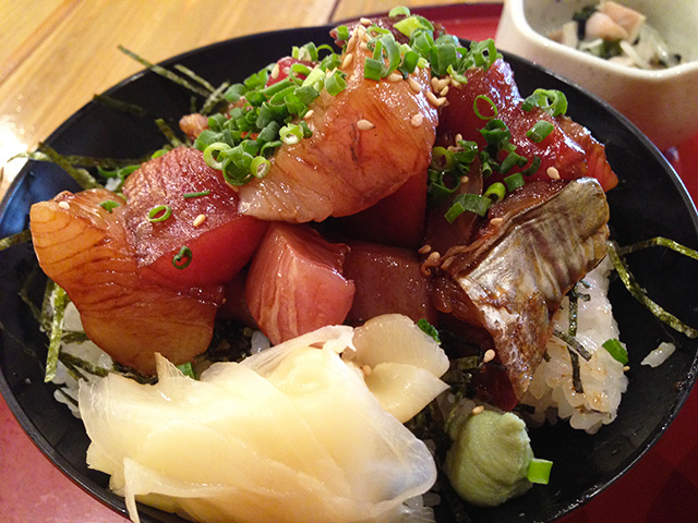 Seasoned Seafood Rice Bowl