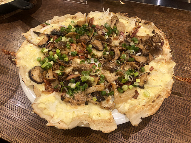 Japanese Pizza with Rich Mushrooms