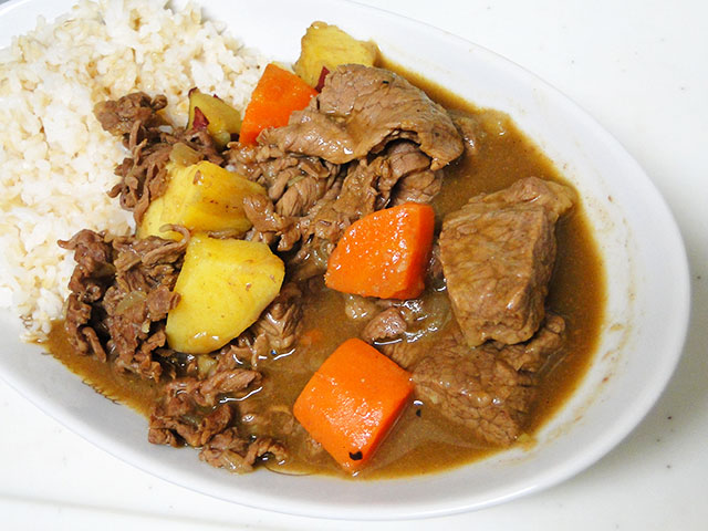 Homemade Low Fat Beef Curry with Sprouted Brown Rice